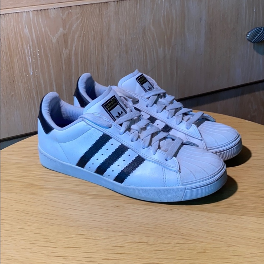Adidas comfort skateboarding shoes
